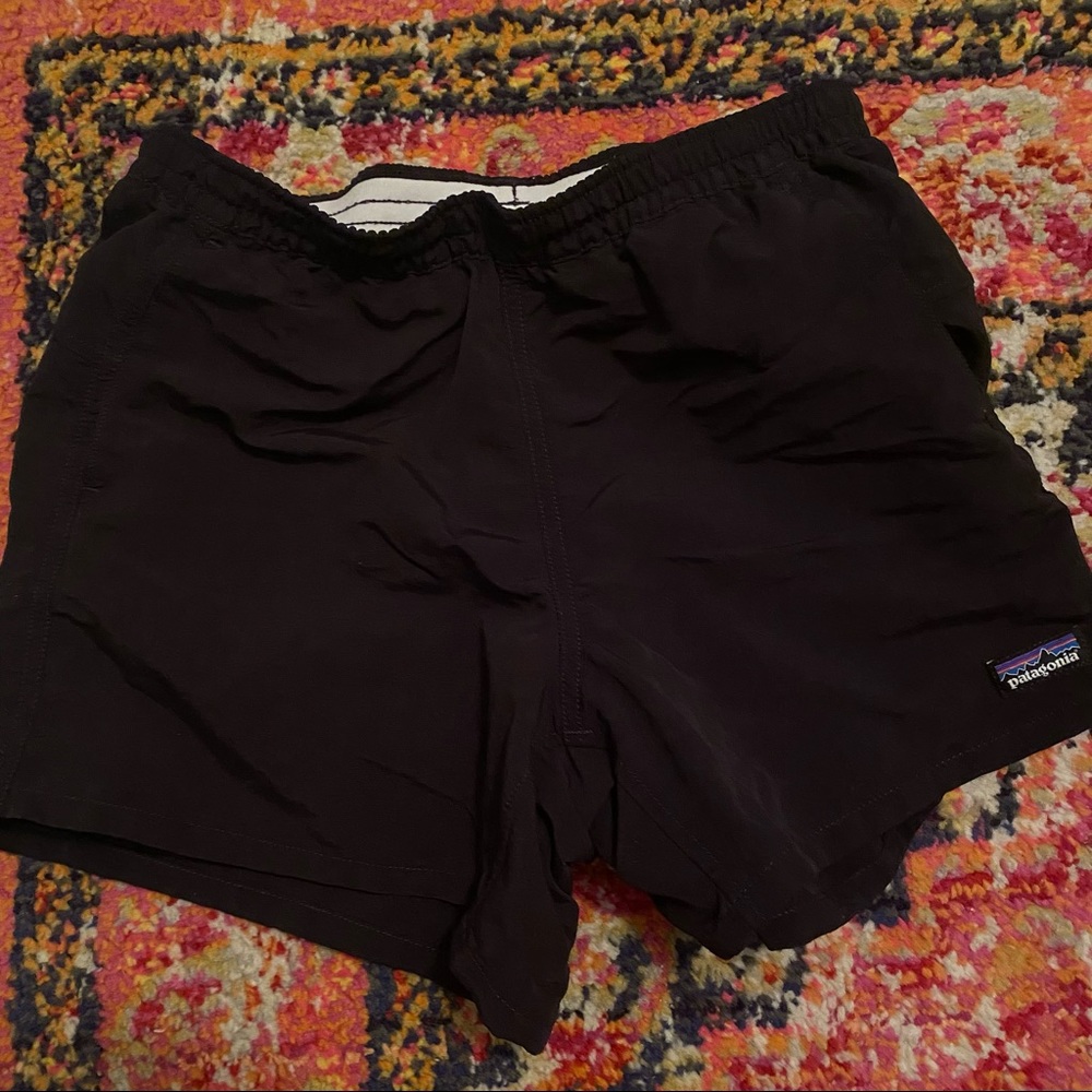 Patagonia Women’s Black Baggies